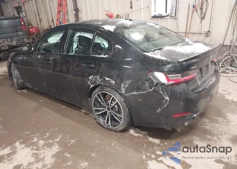 2023 BMW 330I xDrive z USA, uszkodzony, nr VIN 3MW89FF08P8D12308